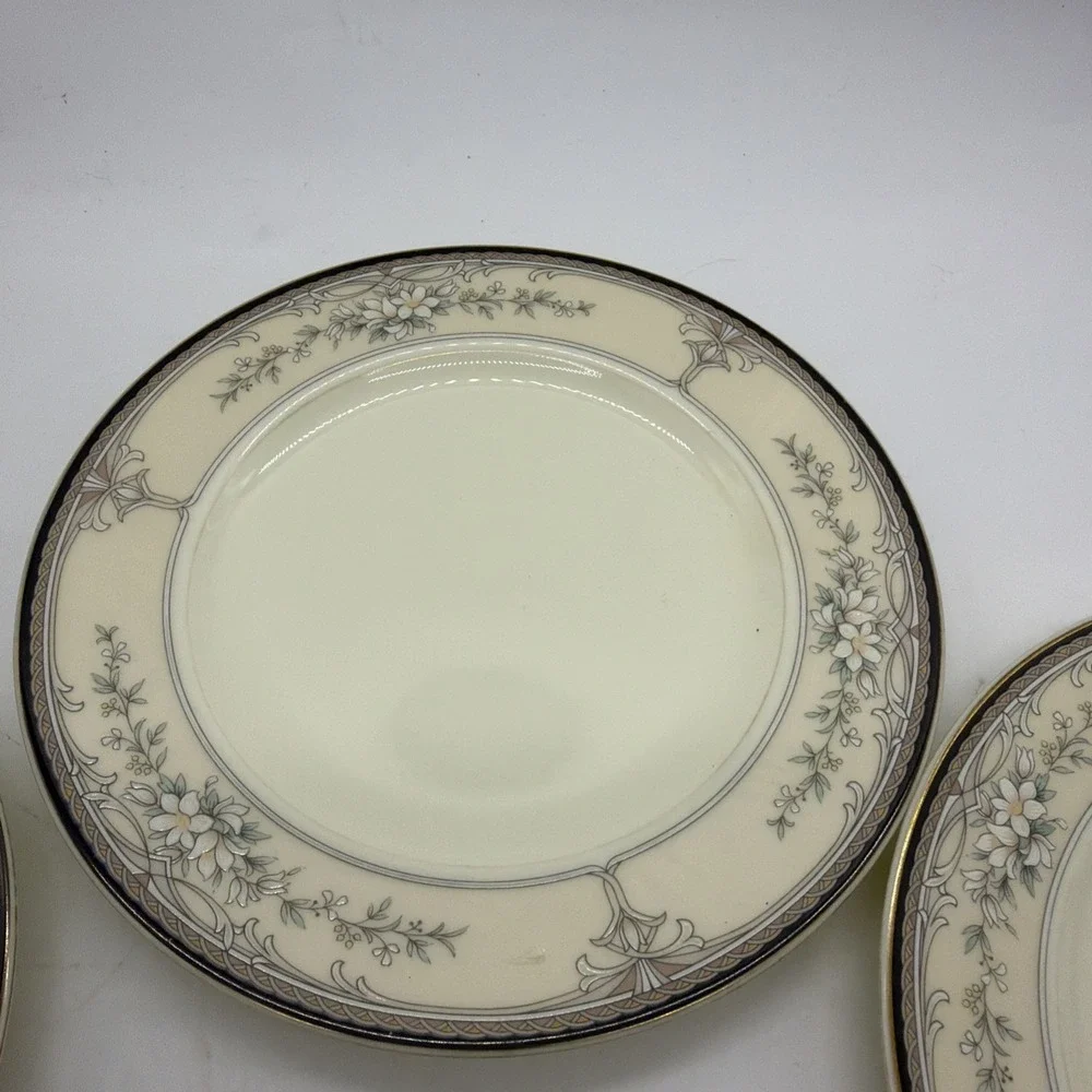 NORITAKE CHURCHILL 9750 SET OF 5 BONE CHINA BREAD & BUTTER‎ PLATES - 6 inch